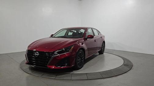 Scarlet Ember 2026 Nissan Altima 2.5 SV