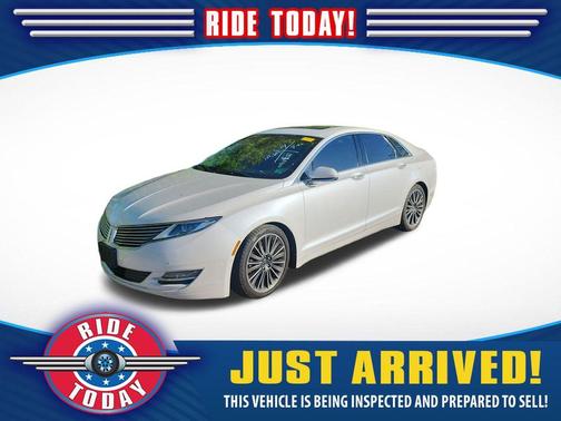 White Platinum Clearcoat Metallic 2014 Lincoln MKZ Base
