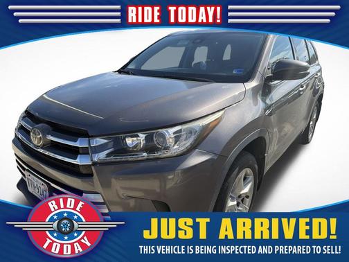 Predawn Gray Mica 2017 Toyota Highlander Limited