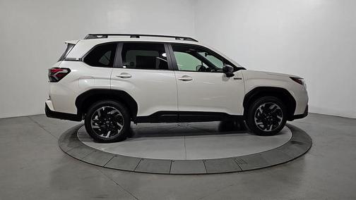 2025 Subaru Forester Hybrid Premium