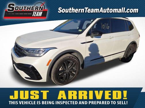 2022 Volkswagen Tiguan 2.0T SE R-Line Black
