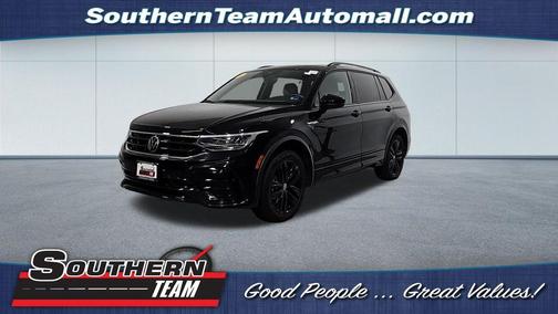 Deep Black Pearl Effect 2022 Volkswagen Tiguan 2.0T SE R-Line Black