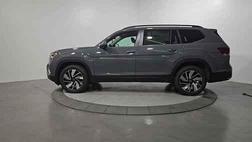 Pure Gray 2026 Volkswagen Atlas 2.0T SE W/TECHNOLOGY