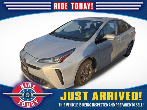 2019 Toyota Prius XLE