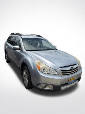 Ice Silver Metallic 2012 Subaru Outback 2.5i Limited