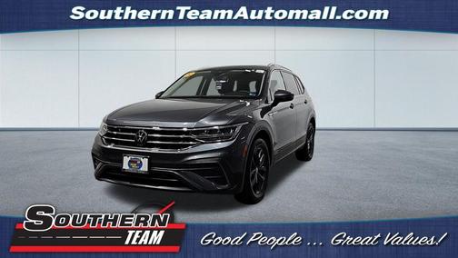 Platinum Gray Metallic 2022 Volkswagen Tiguan 2.0T SE
