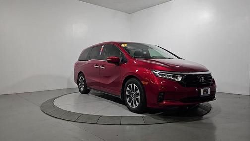 Radiant Red Metallic II 2023 Honda Odyssey EX-L