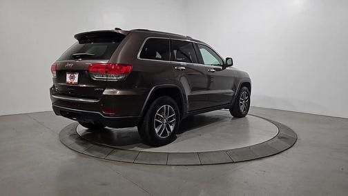 Walnut Brown 2017 Jeep Grand Cherokee Limited