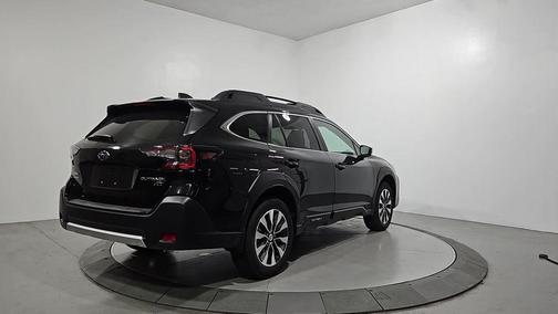 2025 Subaru Outback Limited XT