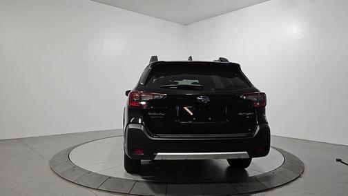 2025 Subaru Outback Limited XT