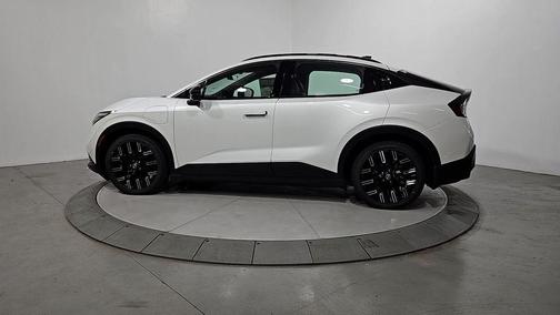 2026 Nissan Leaf PLAT+