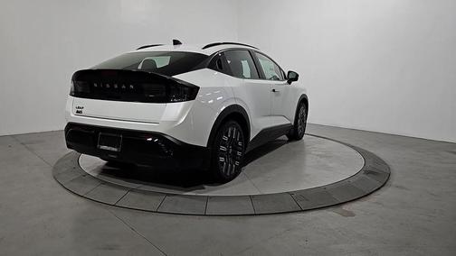 2026 Nissan Leaf PLAT+