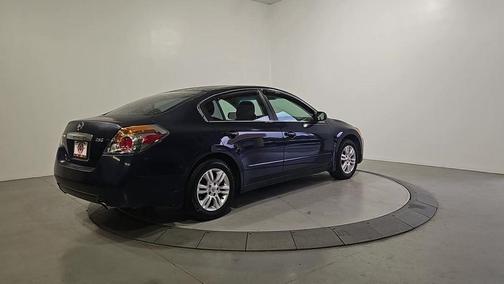 Navy Blue 2010 Nissan Altima 2.5 S