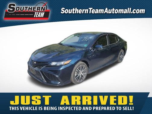 Blue 2021 Toyota Camry SE