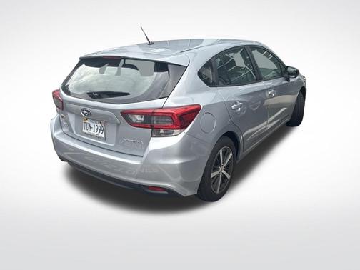 Ice Silver Metallic 2020 Subaru Impreza Base