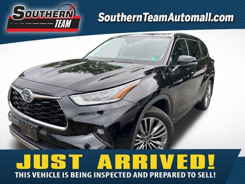 2021 Toyota Highlander Hybrid Platinum