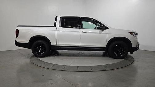 Platinum White Pearl 2025 Honda Ridgeline Black Edition