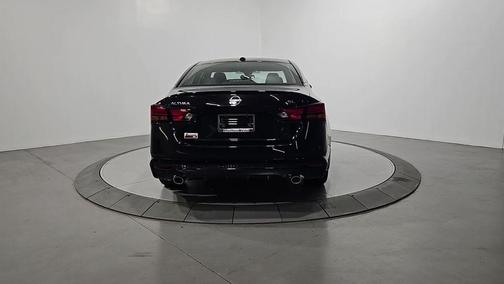 2025 Nissan Altima SL