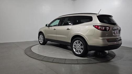 Champagne Silver Metallic 2015 Chevrolet Traverse LT