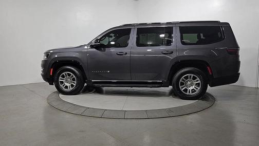Metallic 2023 Jeep Wagoneer Base