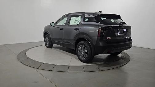 Gun Metallic 2026 Nissan Kicks S