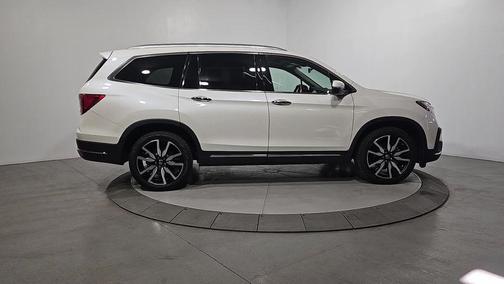 2019 Honda Pilot Touring 8-Passenger