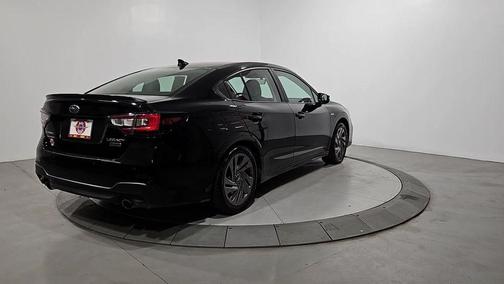 2023 Subaru Legacy Sport