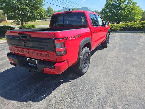 Red Alert 2026 Nissan Frontier PRO-4X