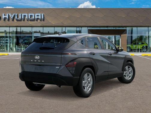 Gray Pearl 2026 Hyundai KONA SE