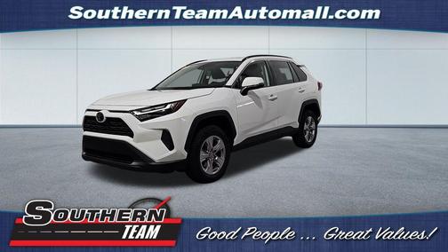 Ice 2023 Toyota RAV4 XLE