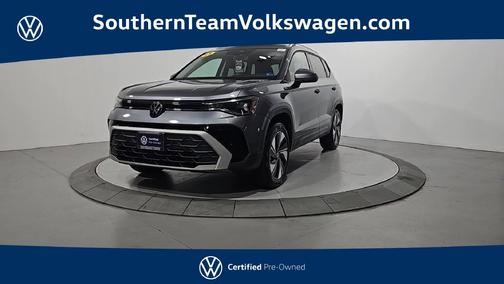 Platinum Gray Metallic 2025 Volkswagen Taos 1.5T SE