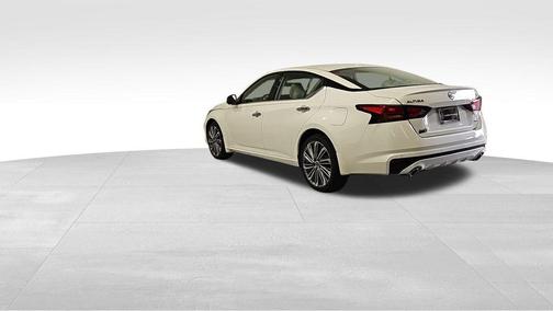 2024 Nissan Altima 2.5 SL