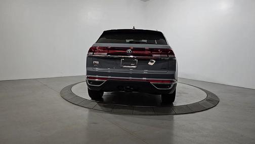 Pure Gray 2026 Volkswagen Atlas Cross Sport 2.0T SEL