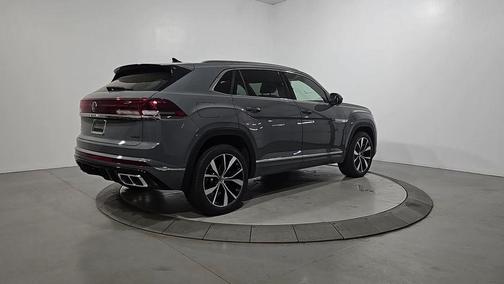 Pure Gray 2026 Volkswagen Atlas Cross Sport 2.0T SEL Premium R-Line
