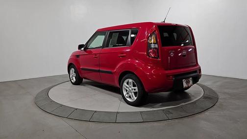 2011 Kia Soul +