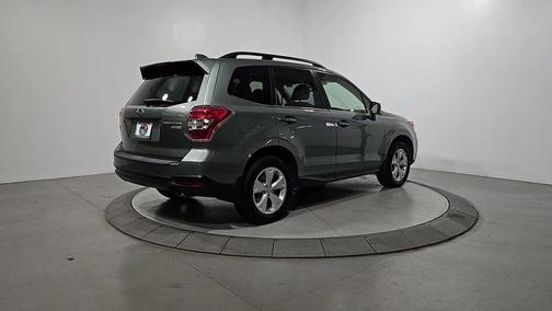 Jasmine Green Metallic 2016 Subaru Forester 2.5i Limited