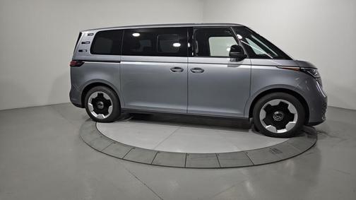 2025 Volkswagen ID. Buzz Pro S