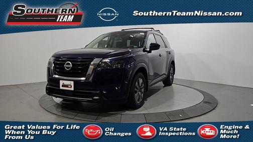 2025 Nissan Pathfinder SV