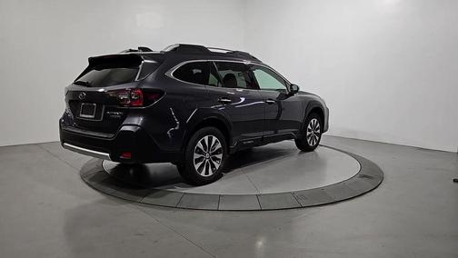 2025 Subaru Outback Touring