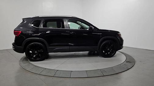 2024 Volkswagen Taos 1.5T SEL