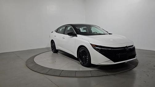 Aspen White/Super Black 2026 Nissan Sentra SR