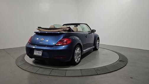 2016 Volkswagen Beetle 1.8T SEL