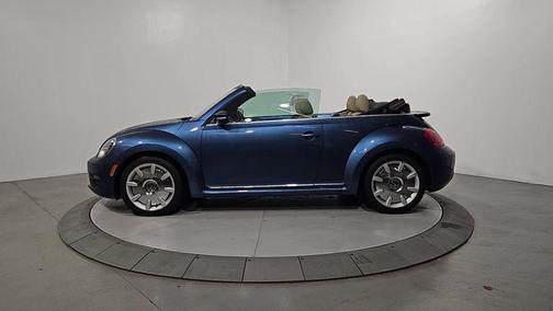 2016 Volkswagen Beetle 1.8T SEL