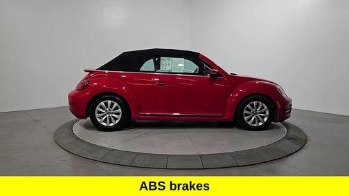 Tornado Red w/ Black Top 2017 Volkswagen Beetle 1.8T S