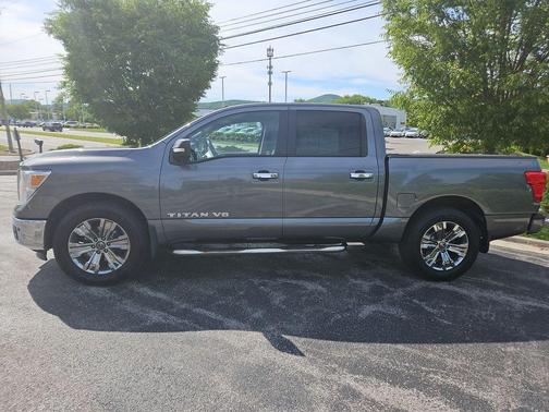 Gun Metallic 2019 Nissan Titan SV