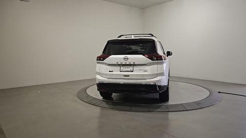2025 Nissan Rogue Platinum