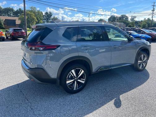 2021 Nissan Rogue SL
