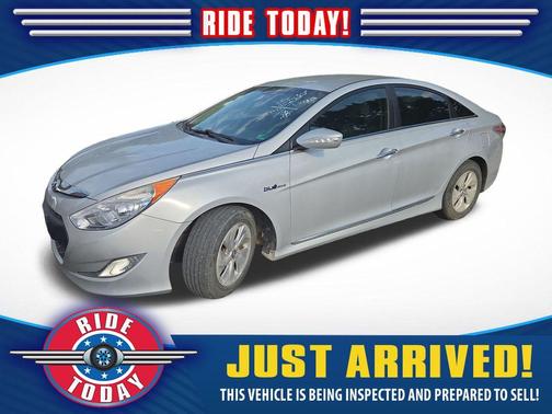 Starlight Silver 2015 Hyundai SONATA Hybrid Base