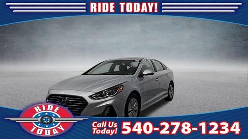 2018 Hyundai SONATA Hybrid SE