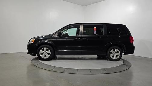 Black Onyx Crystal Pearlcoat 2017 Dodge Grand Caravan SE